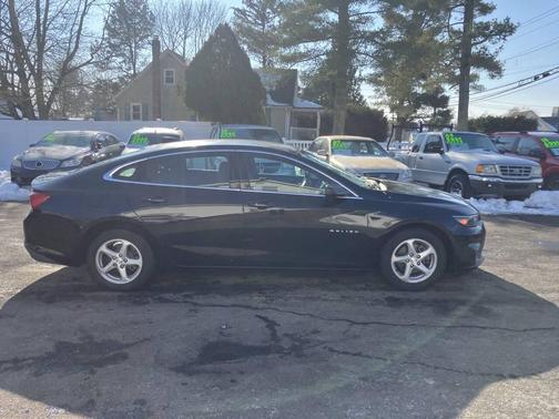 2017 Chevrolet Malibu 1LS