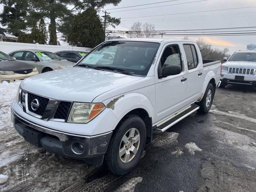 2005 Nissan Frontier SE Crew Cab