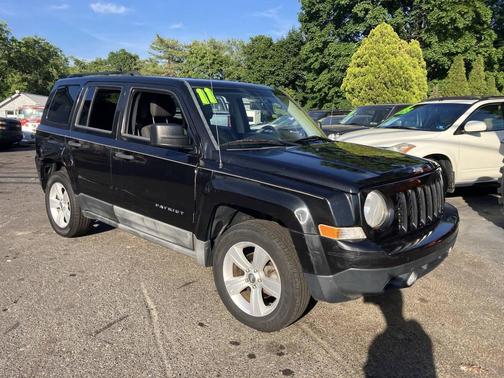 Black 2011 Jeep Patriot Sport