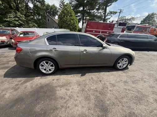 2012 INFINITI G37x Base