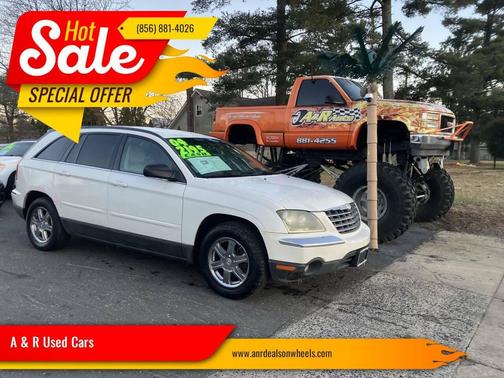 2004 Chrysler Pacifica Base