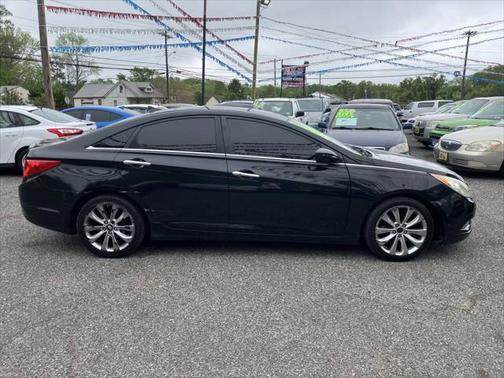 2011 Hyundai SONATA SE