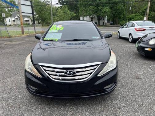 2011 Hyundai SONATA SE