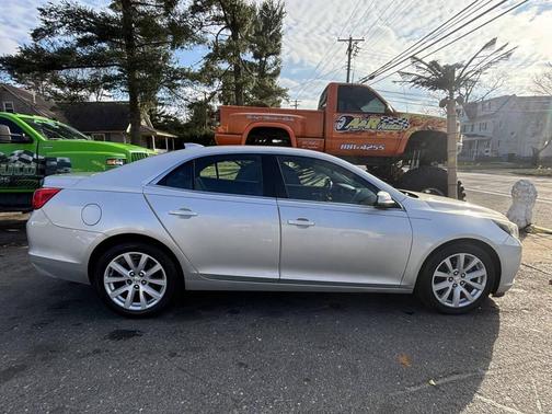 2015 Chevrolet Malibu 2LT