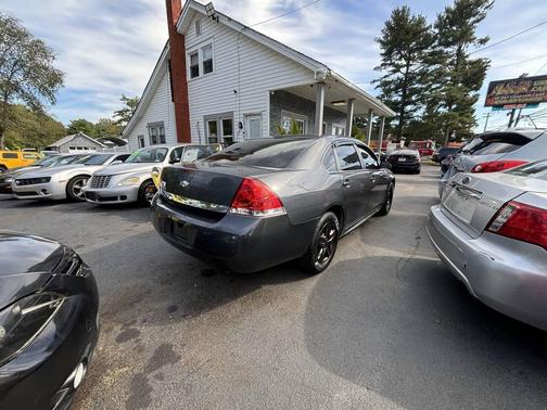 2010 Chevrolet Impala LS