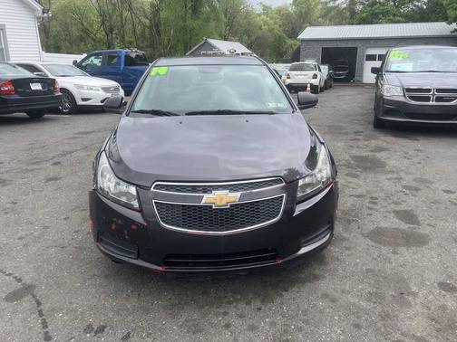 Charcoal 2014 Chevrolet Cruze LS