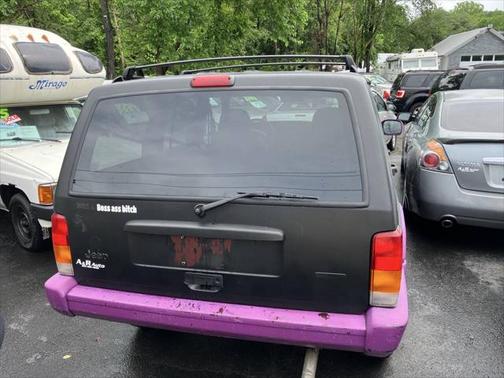 2000 Jeep Cherokee Sport 4WD