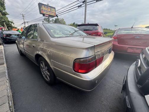 2003 Cadillac Seville Base