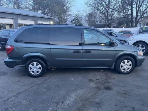 Teal Green 2004 Dodge Grand Caravan SE