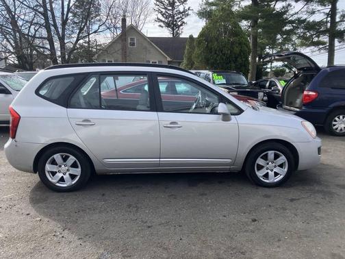 2008 Kia Rondo LX V6