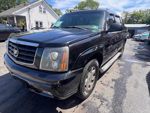 2004 Cadillac Escalade EXT Base