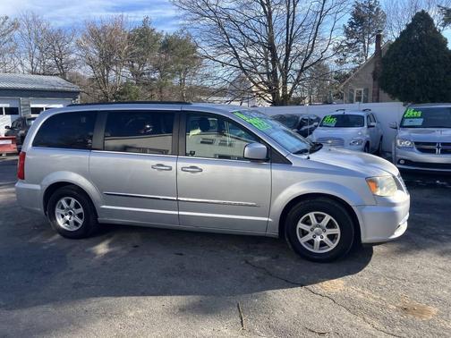 2011 Chrysler Town & Country Touring