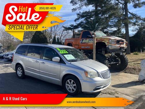 2011 Chrysler Town & Country Touring