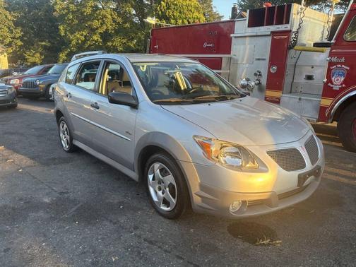 2005 Pontiac Vibe Base
