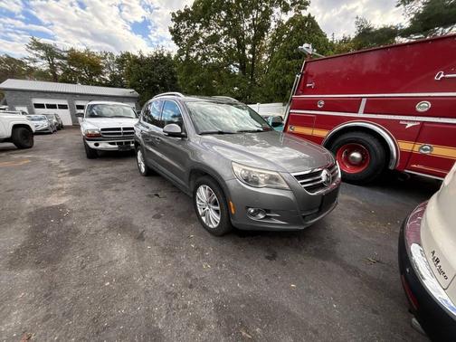 2011 Volkswagen Tiguan SEL