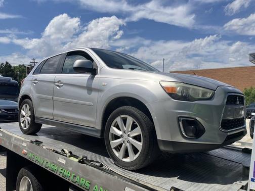 Quick Silver Metallic 2014 Mitsubishi Outlander Sport ES