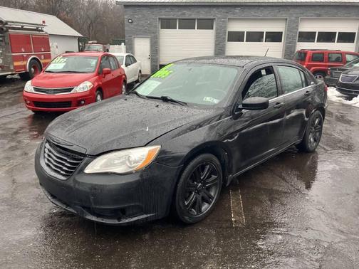 2013 Chrysler 200 LX