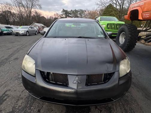 2009 Mitsubishi Galant Base