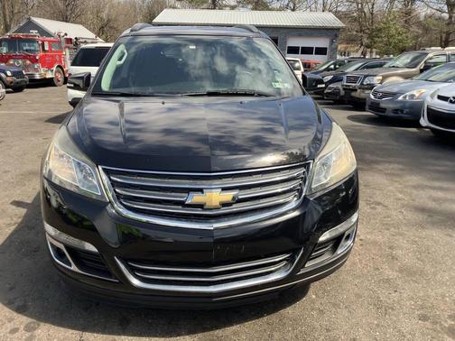 Mosaic Black Metallic 2016 Chevrolet Traverse 1LT