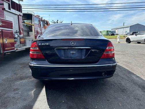 2003 Mercedes-Benz E-Class E 320 4dr Sedan