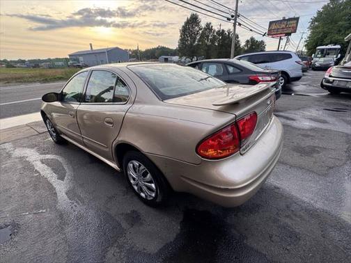 2004 Oldsmobile Alero GLS