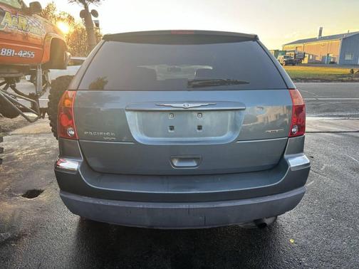 2005 Chrysler Pacifica Touring