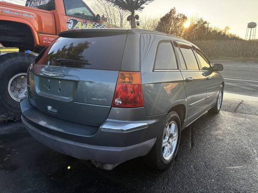 2005 Chrysler Pacifica Touring