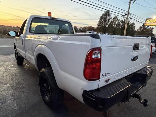2003 Ford F-350 XL Crew Cab
