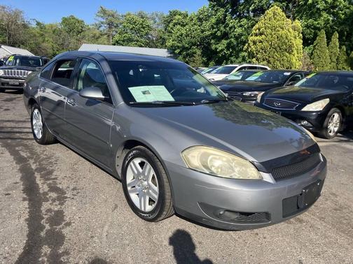 Gray 2007 Chevrolet Impala LTZ