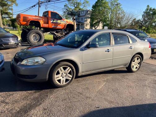 Gray 2007 Chevrolet Impala LTZ