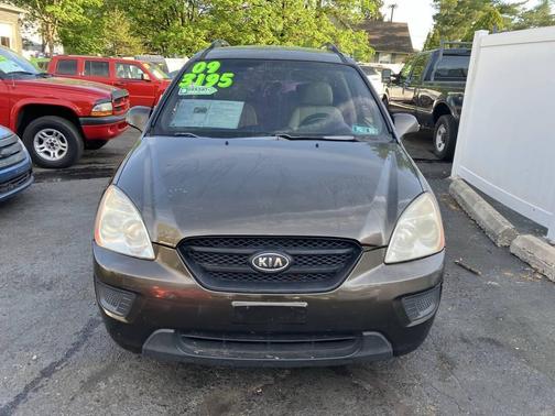 2009 Kia Rondo LX