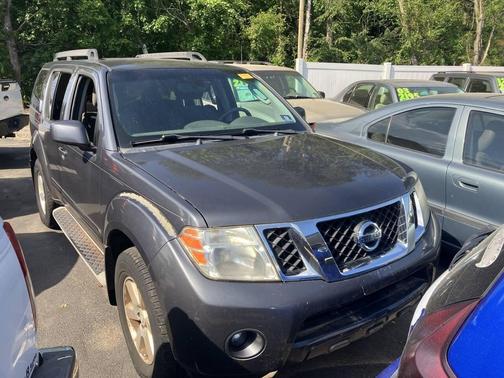 Dark Gray 2011 Nissan Pathfinder SV