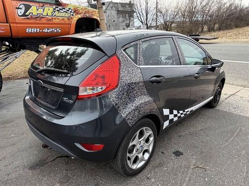 2011 Ford Fiesta SES