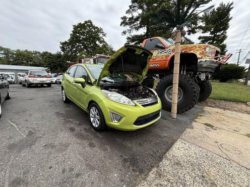 2012 Ford Fiesta SEL