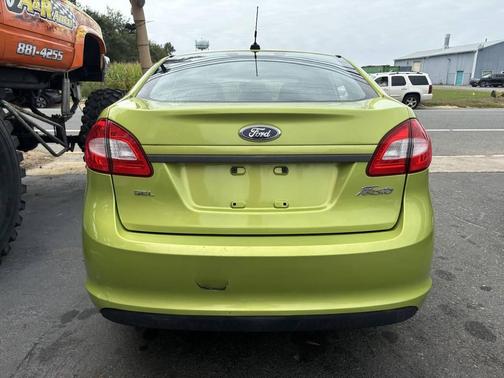 2012 Ford Fiesta SEL
