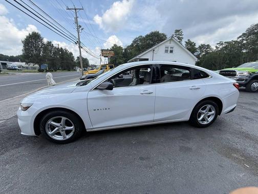 2018 Chevrolet Malibu 1LS
