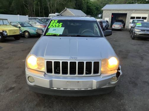 2005 Jeep Grand Cherokee Laredo