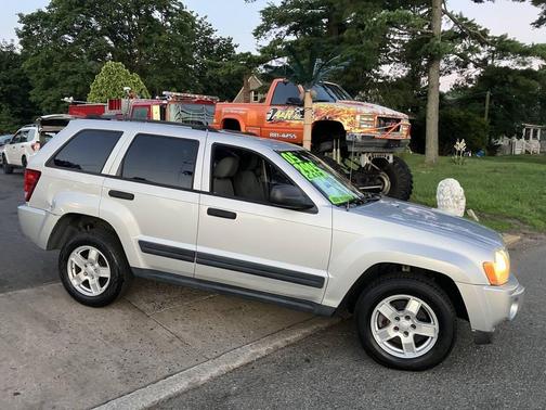 2005 Jeep Grand Cherokee Laredo