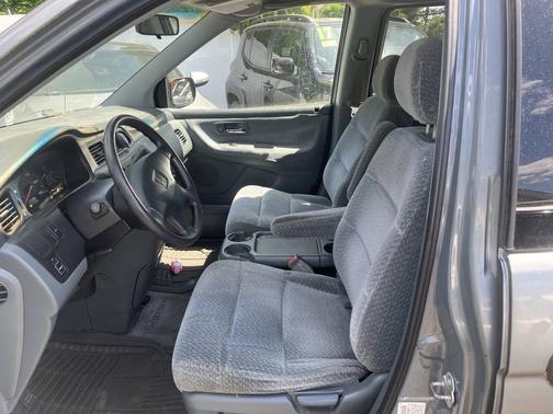 Gray 2000 Honda Odyssey LX