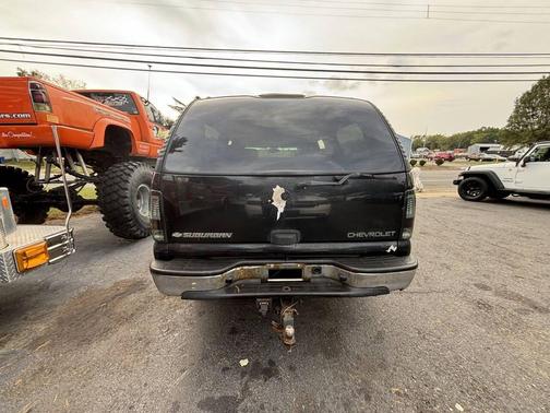 2003 Chevrolet Suburban 1500 LS
