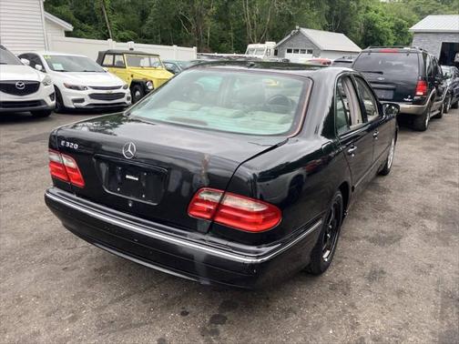2000 Mercedes-Benz E-Class E 320 4dr Sedan