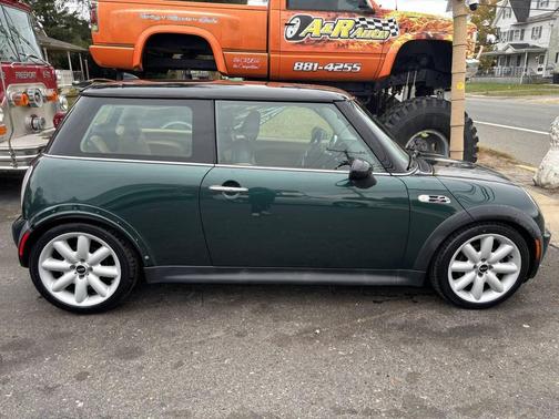 2006 MINI Cooper S Base