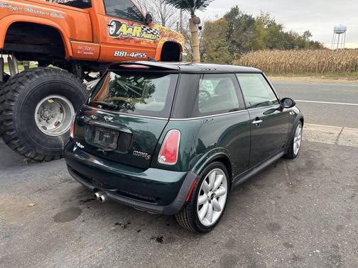 2006 MINI Cooper S Base