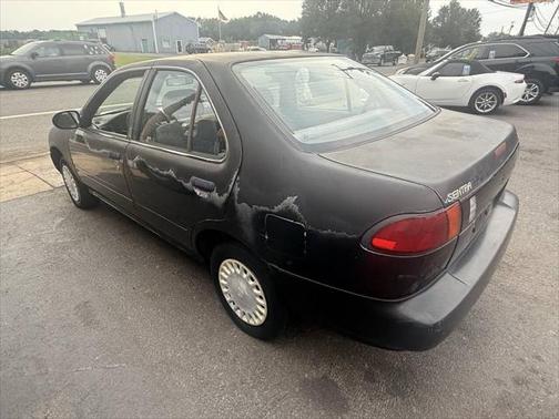 1997 Nissan Sentra XE