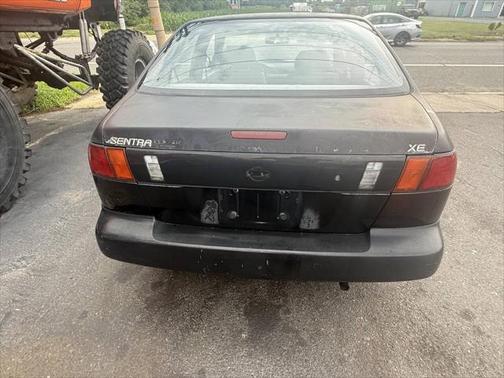 1997 Nissan Sentra XE
