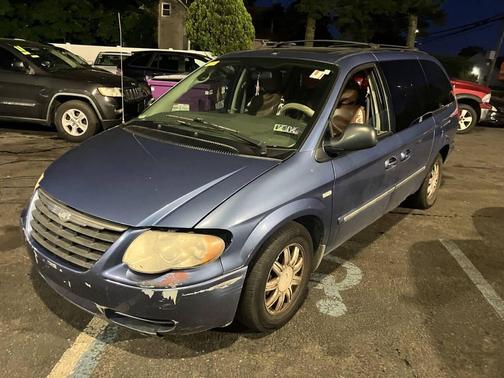 Blue 2007 Chrysler Town & Country Touring