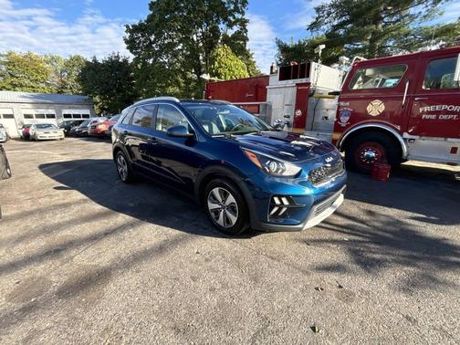 2022 Kia Niro LX