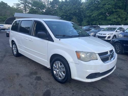 White Knuckle Clearcoat 2017 Dodge Grand Caravan SE