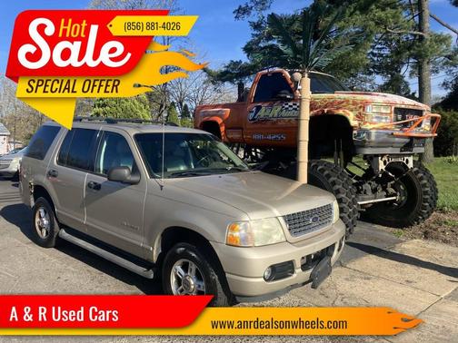 2004 Ford Explorer XLT