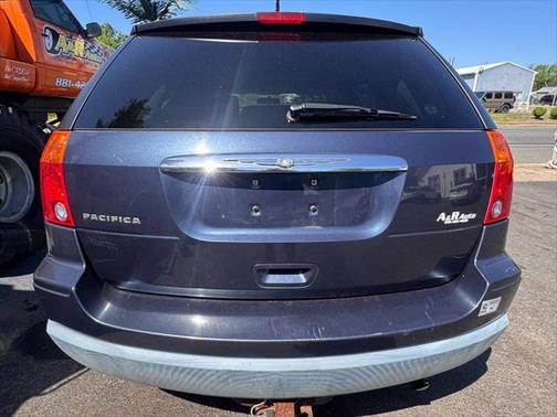 2008 Chrysler Pacifica LX